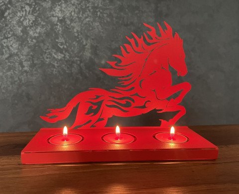 Підсвічник своїми руками “Червоний Вогняний Кінь” на 3 свічки